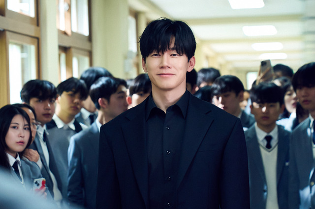 Netflixシリーズ「鉄槌教師」4～6月独占配信