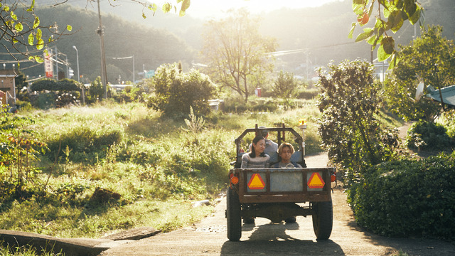 『Riceboy ライスボーイ』© 2022 Riceboy Sleeps Production Inc.