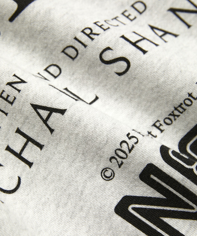 『トゥギャザー』公式グッズTOGETHER SWEAT© 2025 Project Foxtrot, LLC 　