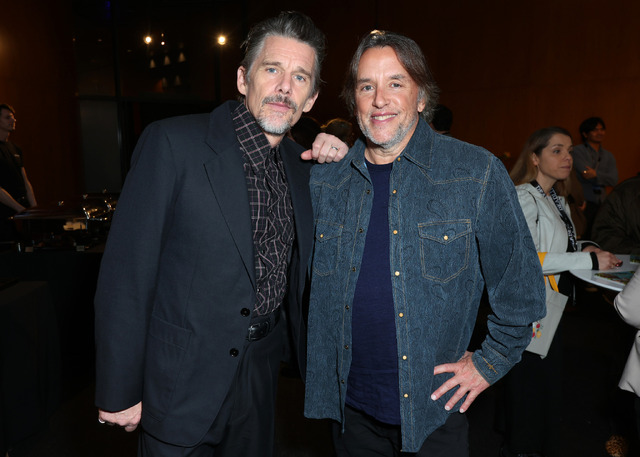 イーサン・ホーク、リチャード・リンクレイター監督Photo by JC Olivera/Deadline via Getty Images