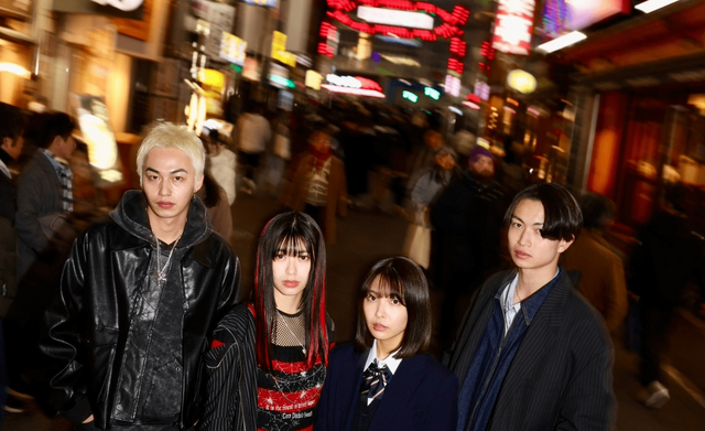 【写真・画像】藤井道人プロデュース 映画『東京逃避行』居場所を失った4人の想いと運命が交錯する一夜の逃亡サスペンス、場面写真＆予告編解禁　1枚目