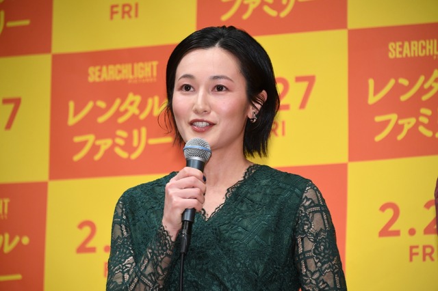 『レンタル・ファミリー』©2025 Searchlight Pictures. All Rights Reserved.　