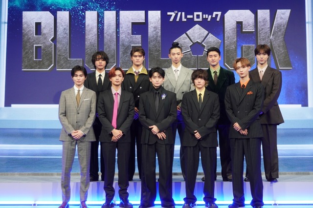 高橋文哉（潔世一）、櫻井海音（蜂楽廻）、高橋恭平（千切豹馬）、野村康太（國神錬介）、西垣匠（成早朝日）、橘優輝（我牙丸吟）、石川雷蔵（雷市陣吾）、岩永丞威（伊右衛門送人）、櫻井佑樹（今村遊大）、倉悠貴（吉良涼介）