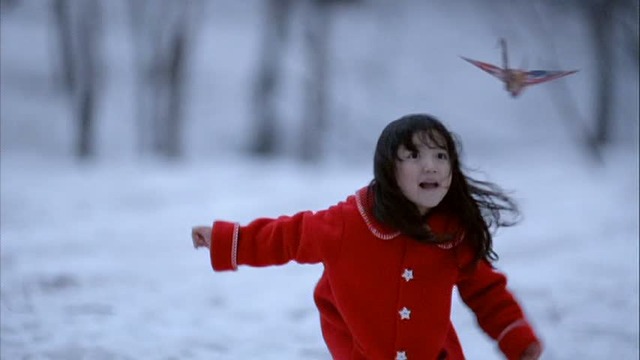 「SK-II」／TVCM「発見～クリアな素肌の秘密～」