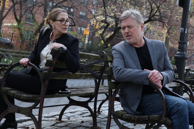 『トゥ・ランド』©Hal Hartley / Possible Films, LLC