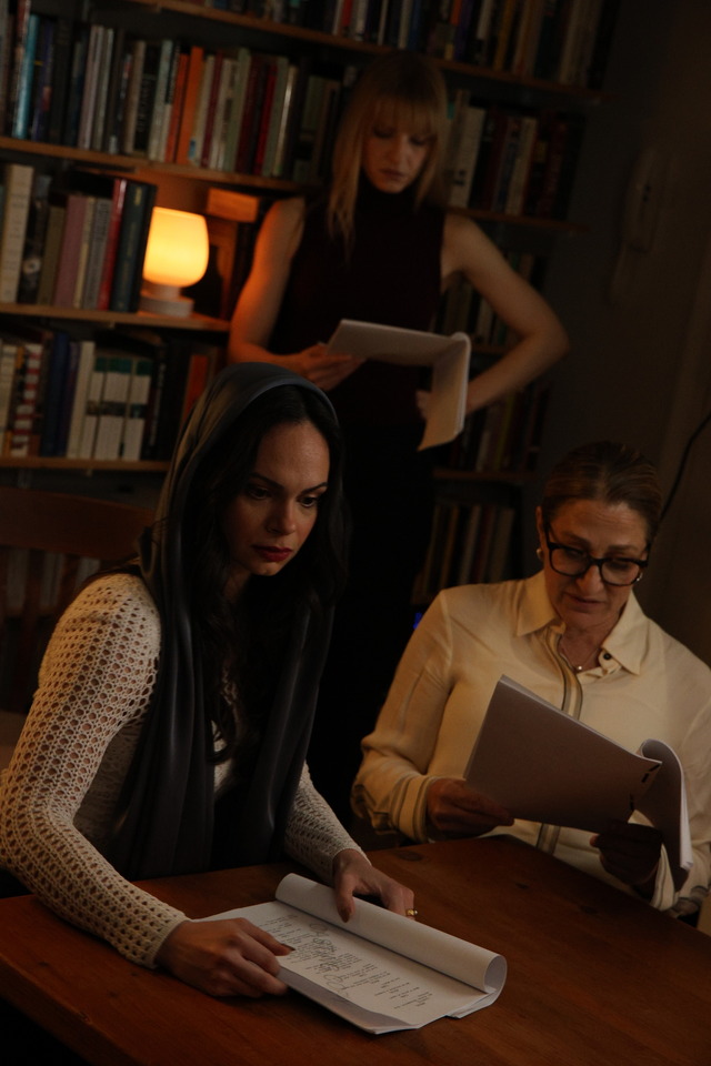 『トゥ・ランド』©Hal Hartley / Possible Films, LLC