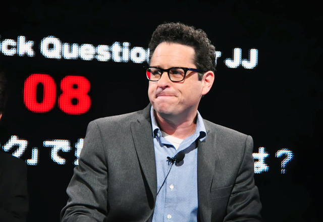 J.J.エイブラムス、ファンのネットからのラブコールに「僕も愛してるよ！」