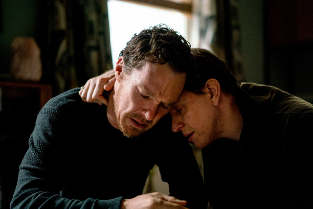 『フェザーズ　その家に巣食うもの』