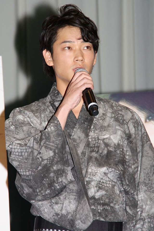 『夏の終り』の完成披露試写会／綾野剛さん