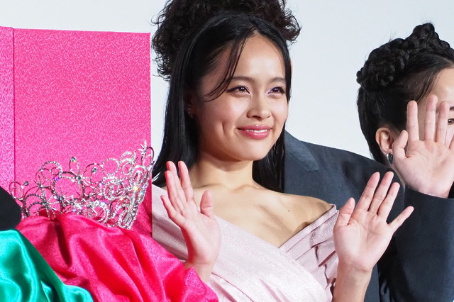 清水美依紗『ウィキッド 永遠の約束』舞台挨拶