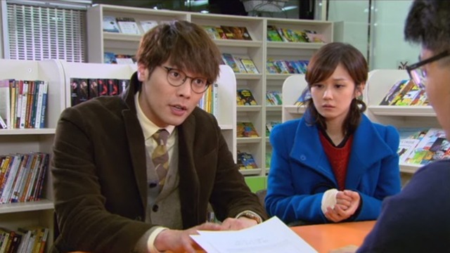 「ゆれながら咲く花」