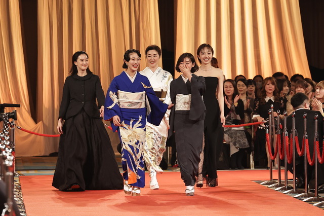 第49回日本アカデミー賞レッドカーペット ©日本アカデミー賞協会