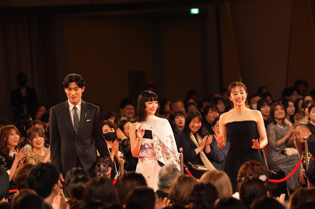 第49回日本アカデミー賞レッドカーペット ©日本アカデミー賞協会