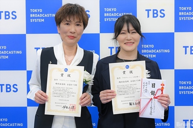 「ラストウィッシュー人生会議ー」右から、磯﨑由佳（いそざきゆか）安達あづさ（あだちあづさ）