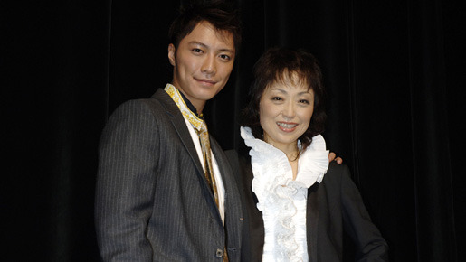 クミコ「最高の誕生日」成宮「鳥肌立った」　『エディット・ピアフ』公開記念ライブ