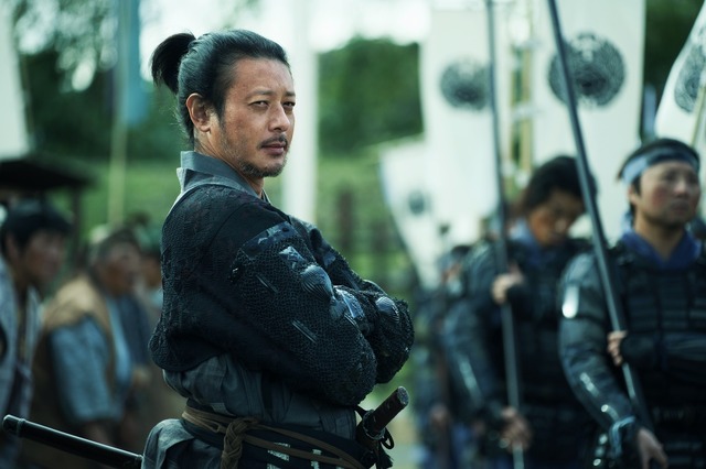 『黒牢城』 (C)米澤穂信/KADOKAWA　(C)2026映画「黒牢城」製作委員会