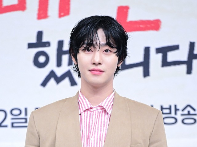 アン・ヒョソプ、新ドラマ『本日も完売しました』で得た“癒やし”を告白「人生に悩んでいた時期に…」