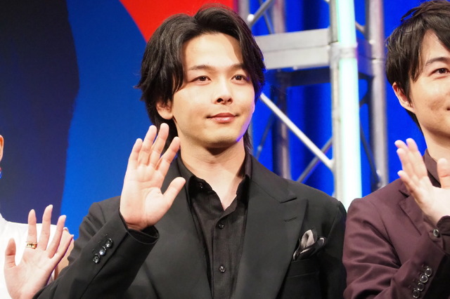 中村倫也『君のクイズ』完成披露試写会