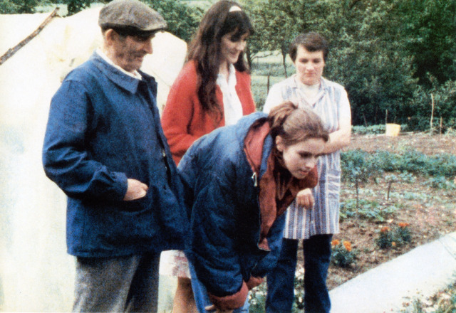 『レネットとミラベル 四つの冒険』© 1987 – LES FILMS DU LOSANGE– C.E.R. COMPAGNIE ERIC ROHMER