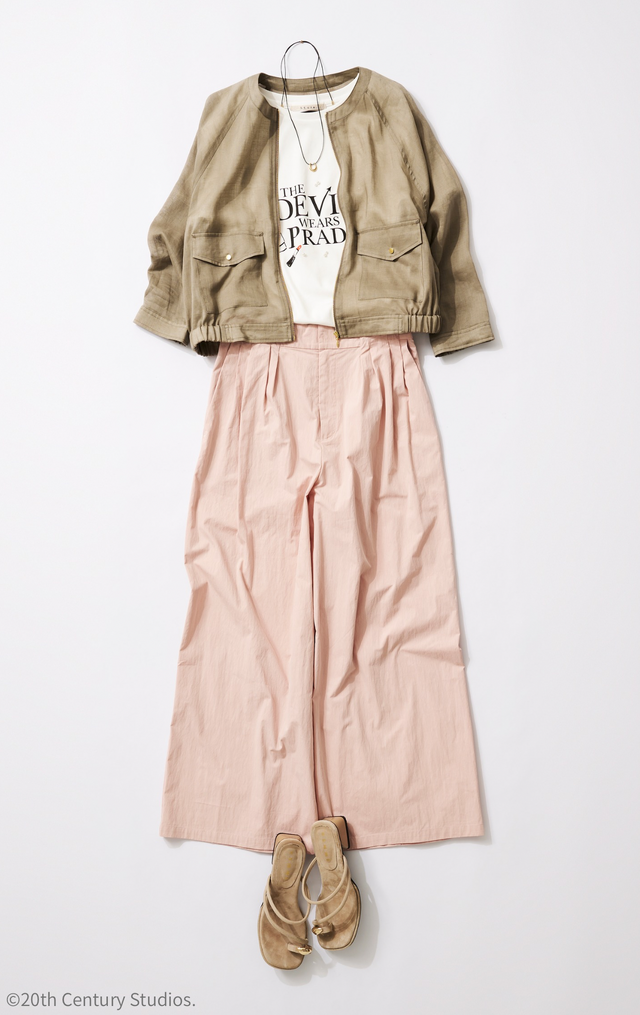 『プラダを着た悪魔』Stola.別注Tシャツ© 2025 20th Century Studios.