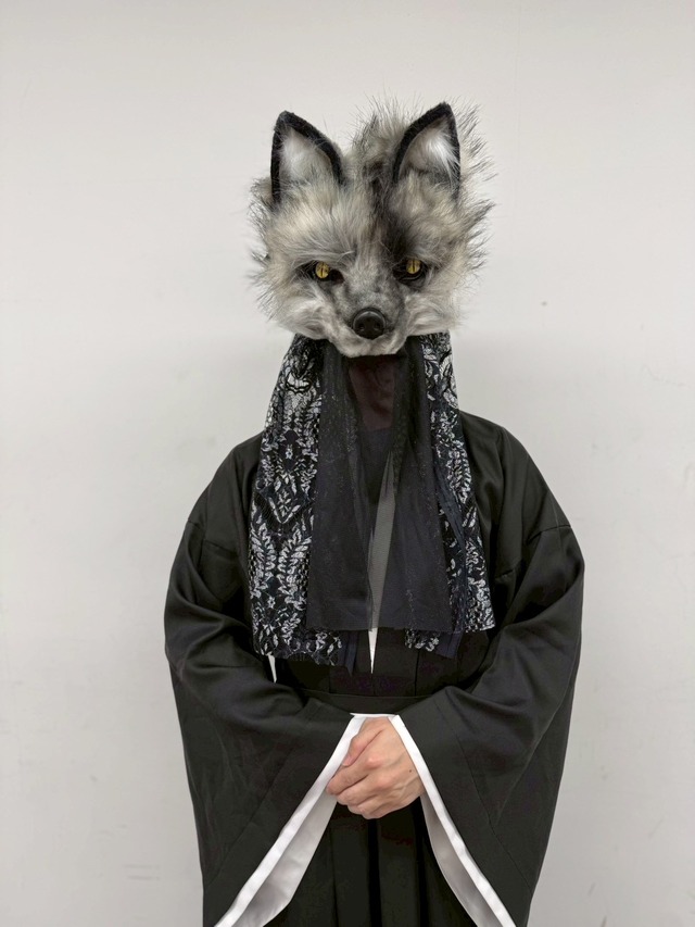 「おとら狐」などの狐妖怪の館内監視巡回やエレベーター案内（平日のみ）