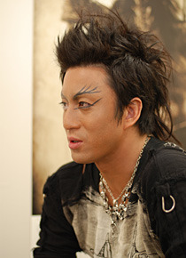 『朧の森に棲む鬼』　市川染五郎　photo：HIRAROCK