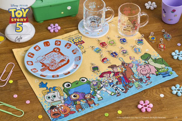 スーベニア© Disney/Pixar