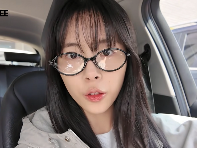 日本旅行時の迷惑行為が仇に…？『応答せよ1994』女優ミン・ドヒ、カフェでバイト中の近況「憂鬱な日々から抜け出せた」