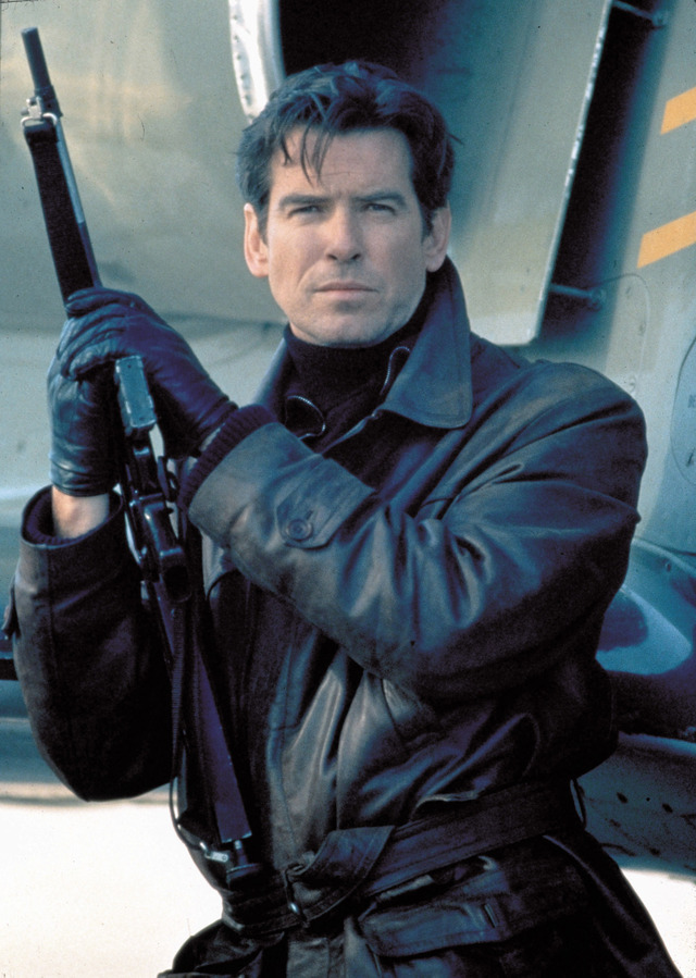 『007 トゥモロー・ネバー・ダイ』©APOLLO