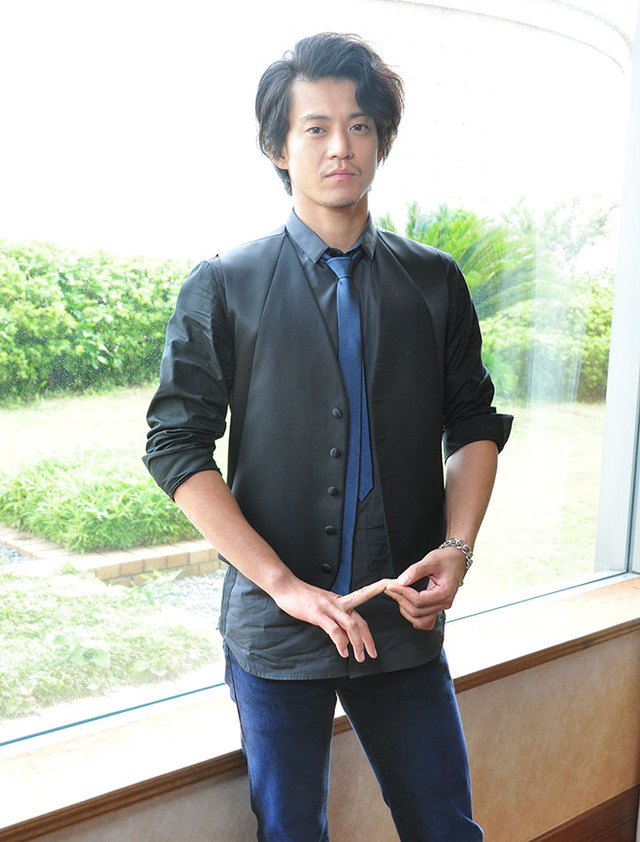 小栗旬『キャプテンハーロック』／Photo：Naoki Kurozu