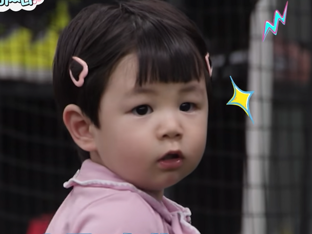 シム・ヒョンタクの愛息ハルくん、“テニスの王子様”に変身!? 日本の叔父譲りの運動神経にびっくり！