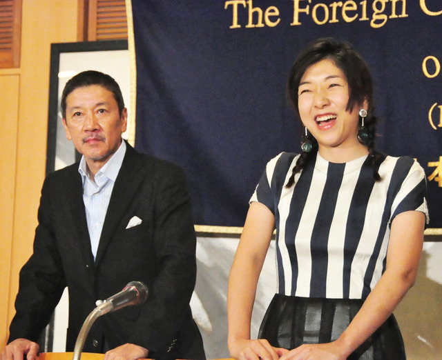 安藤サクラ＆奥田瑛二／『今日子と修一の場合』日本外国特派員協会・会見
