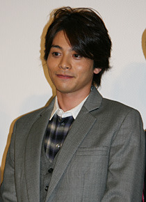 『逃亡くそたわけ−21才の夏』初日舞台挨拶　吉沢悠