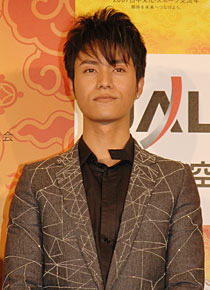 中国で人気急上昇中のチェン・クン。誠実な語り口で会場の観客の心を掴んだ