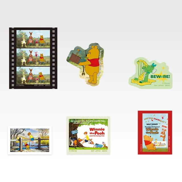 K賞 〈100エーカーの森〉フレークステッカー／© Disney. Based on the“Winnie the Pooh”works by A.A. Milne and E.H. Shepard.