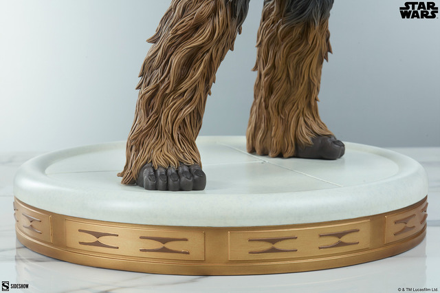 『スター・ウォーズ』 【プレミアム・フォーマット・フィギュア】チューバッカ＆C-3PO／170,000円（税込）
