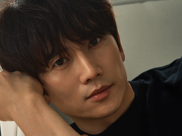 人気俳優チソン、9月18日の来日ファンミーティングを11月にWOWOWで放送＆配信決定！2025年のファンミ、出演ドラマなども多数配信！