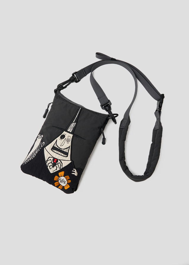 メイヤー｜ハンディショルダーバッグ／¥5,500／©Disney
