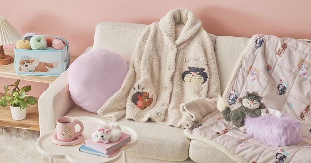 「DISNEY FLUFFY ANIMAL」© Disney