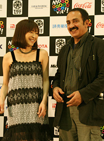 麻生さん、ジャリリ監督ともに笑顔が絶えなかった