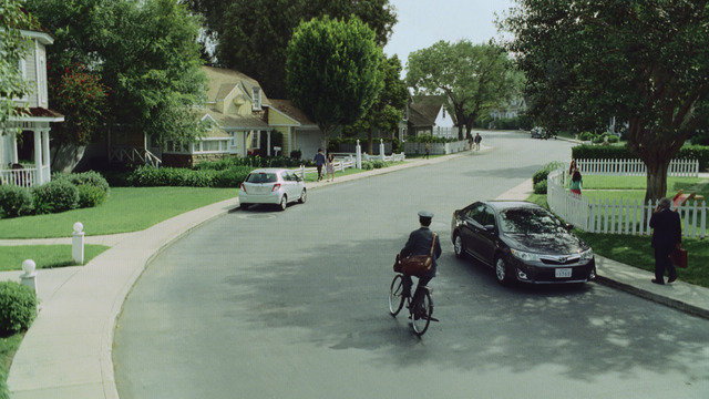 阿部寛／新CM「TOYOTOWN・郵便配達」篇