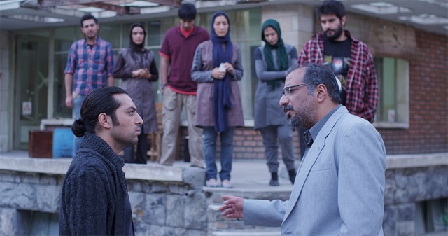 『ルールを曲げろ』