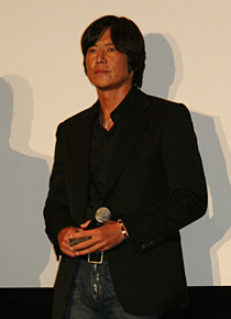 『犯人に告ぐ』初日舞台挨拶　豊川悦司