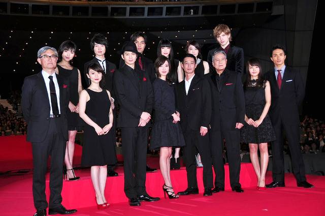 『SPEC ～結～漸ノ篇～』完成披露試写会に参加したキャスト＆スタッフ