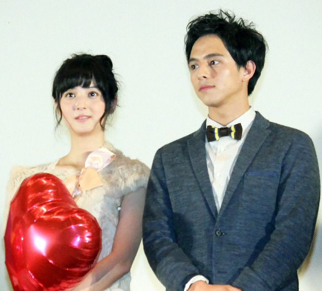 佐々木希＆満島真之介／『風俗行ったら人生変わったwww』完成披露試写会