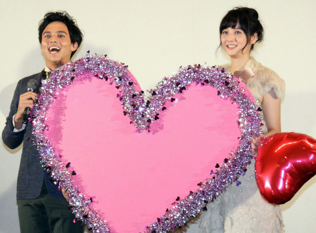 佐々木希＆満島真之介／『風俗行ったら人生変わったwww』完成披露試写会