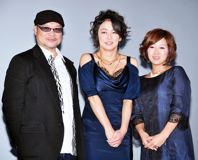 中島知子＆美奈子＆森岡利行（監督）／『ハダカの美奈子』初日舞台挨拶