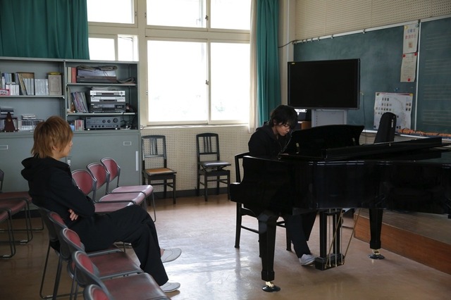 「カノジョは嘘を愛しすぎてる　サイドストーリー」  -(C) 2013 青木琴美・小学館／「カノジョは嘘を愛しすぎてる」製作委員会