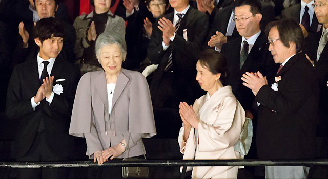 皇后美智子さま＆八千草薫＆武田鉄矢＆深川栄洋（監督）／『くじけないで』試写会（皇后陛下行啓）
