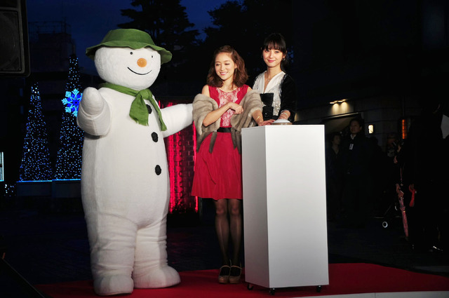 代官山アドレス・ディセのクリスマス・イルミネーション点灯式（chay＆佐々木希）